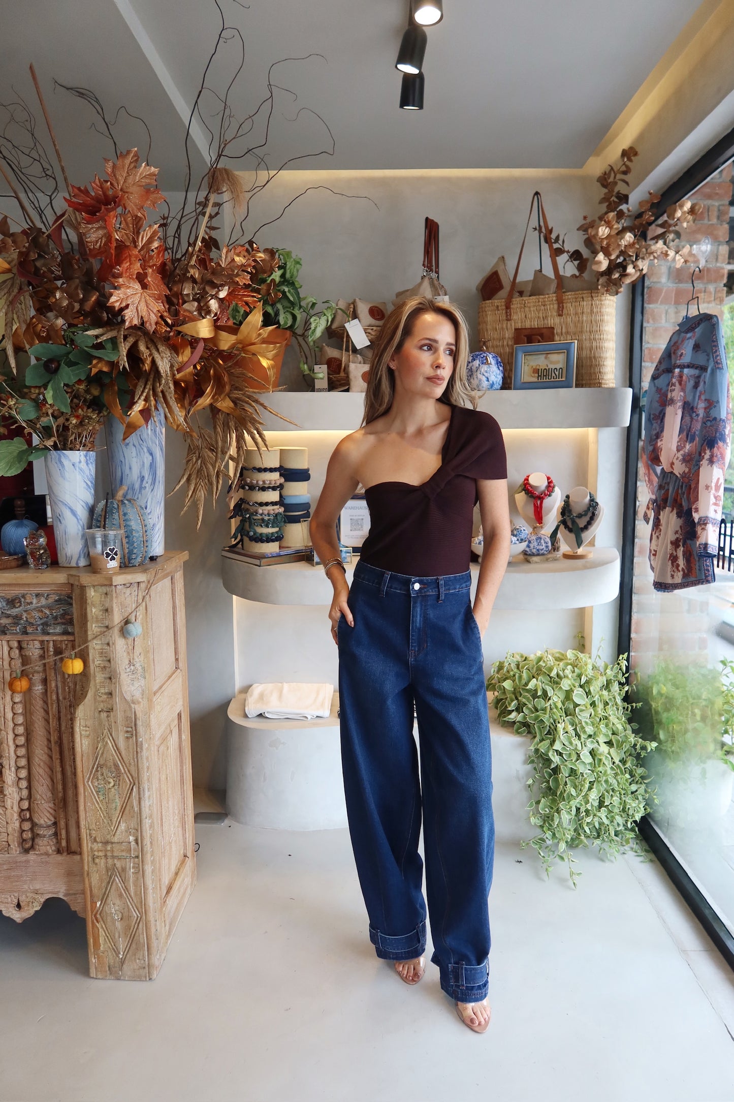 Betty - Bow One Shoulder Top