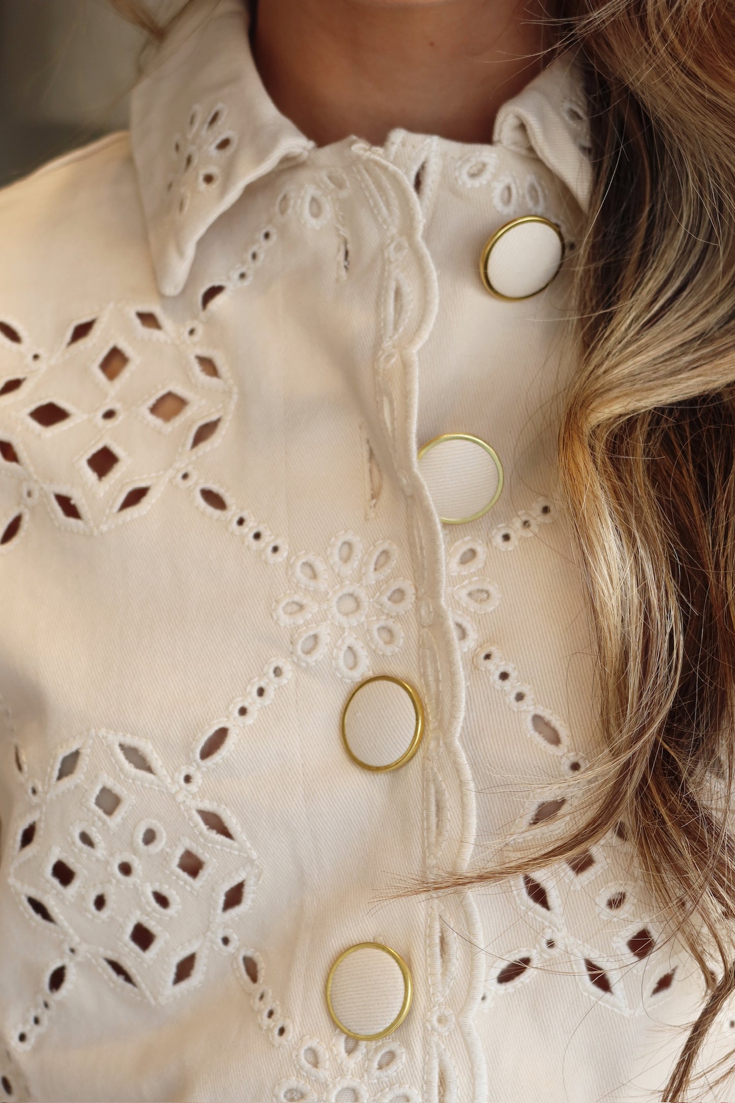 The Gabriela - Beige Eyelet Set