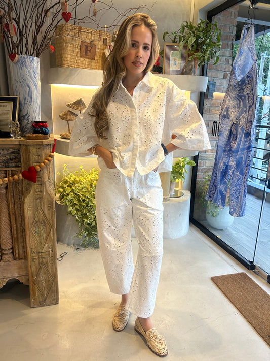 Maryland - White Eyelet Set