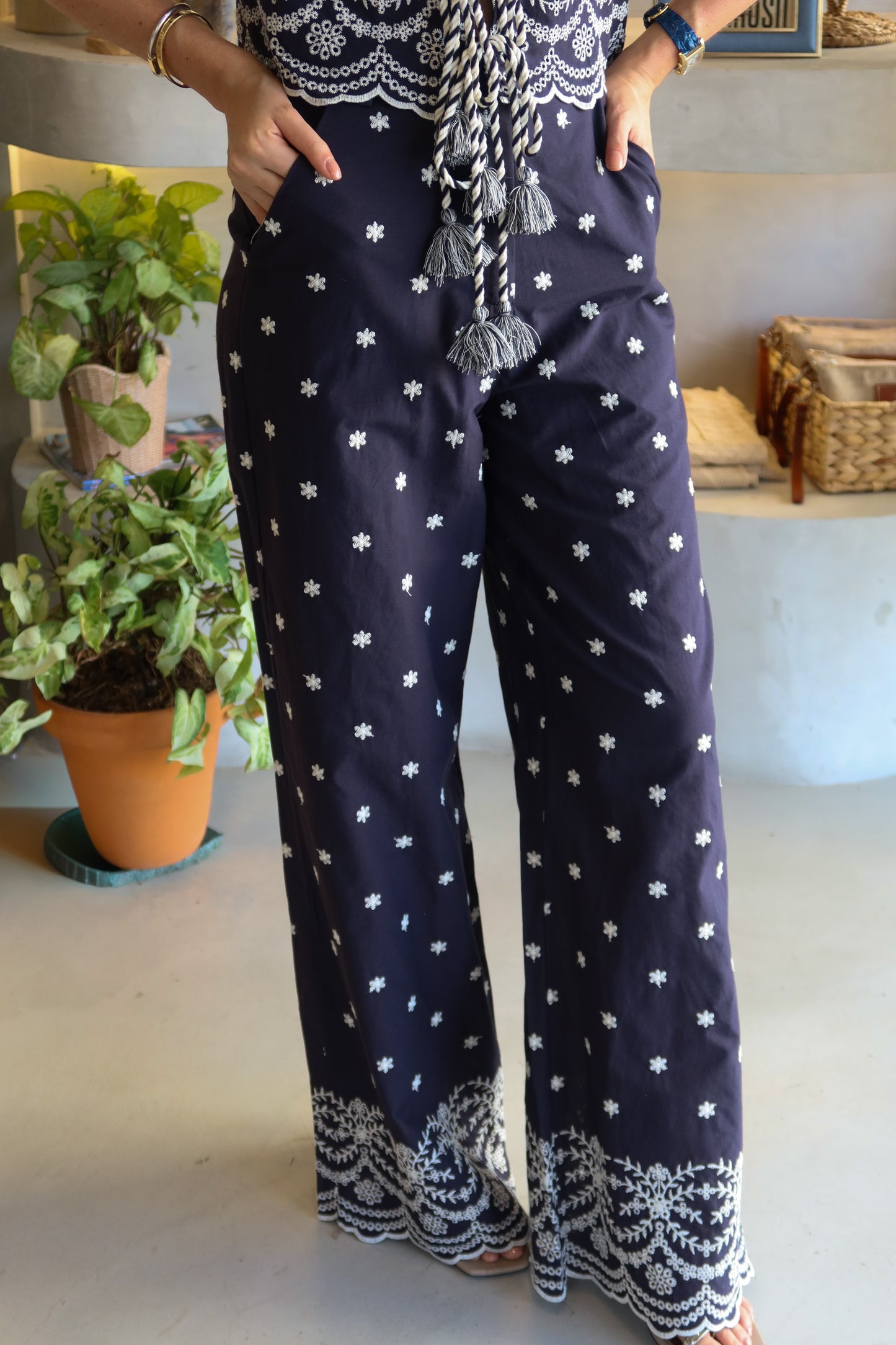 Tulum - Eyelet Pant Set