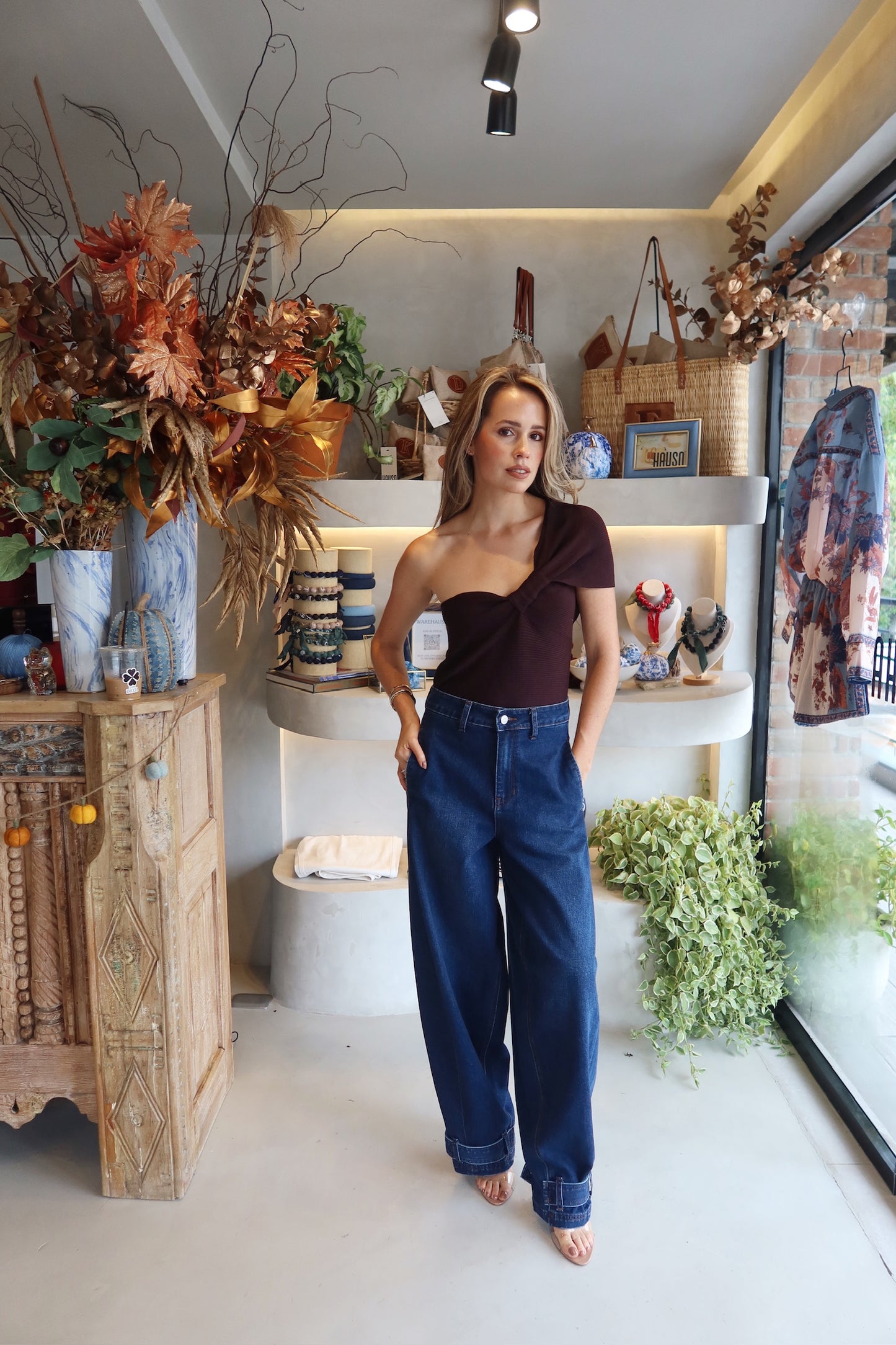 Betty - Bow One Shoulder Top