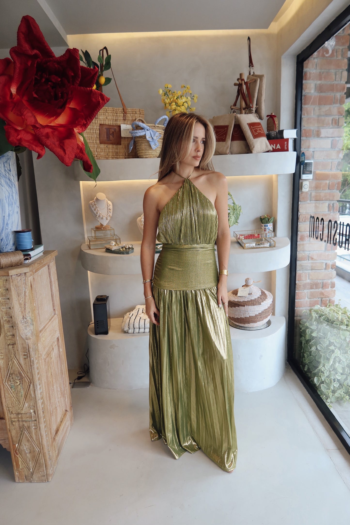 Dubái ￼- metálic olive dress